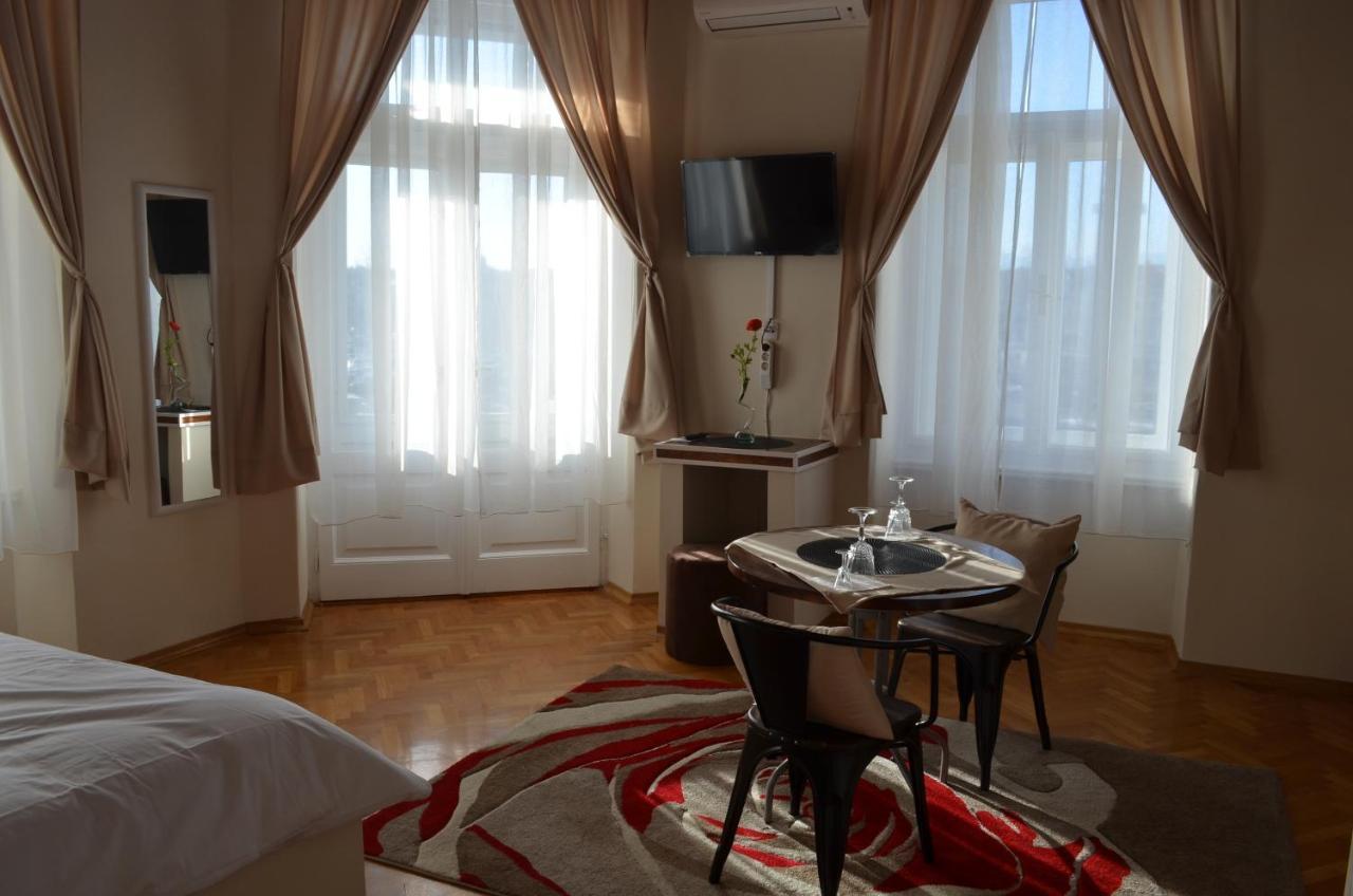 Rooms & Apartments Infinity Fiume Kültér fotó