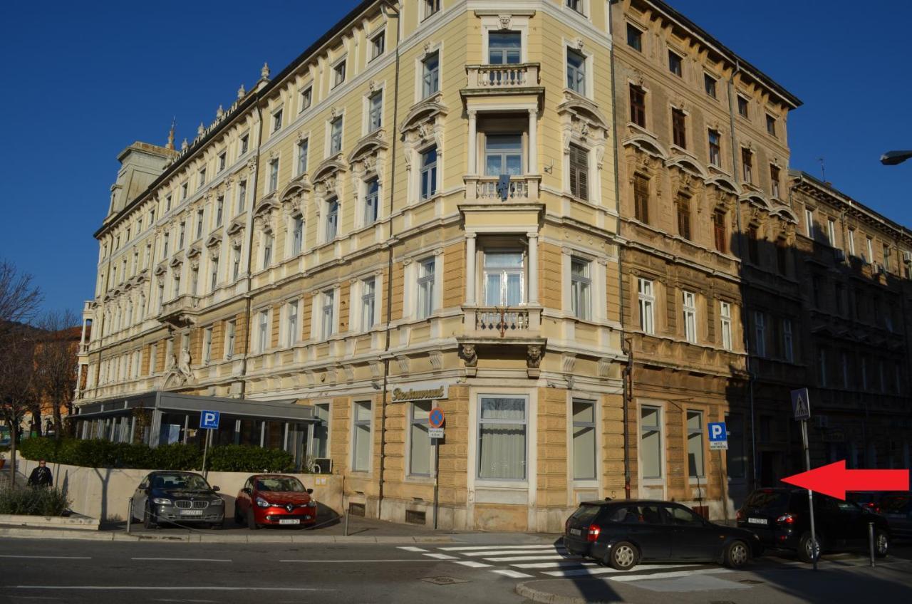 Rooms & Apartments Infinity Fiume Kültér fotó